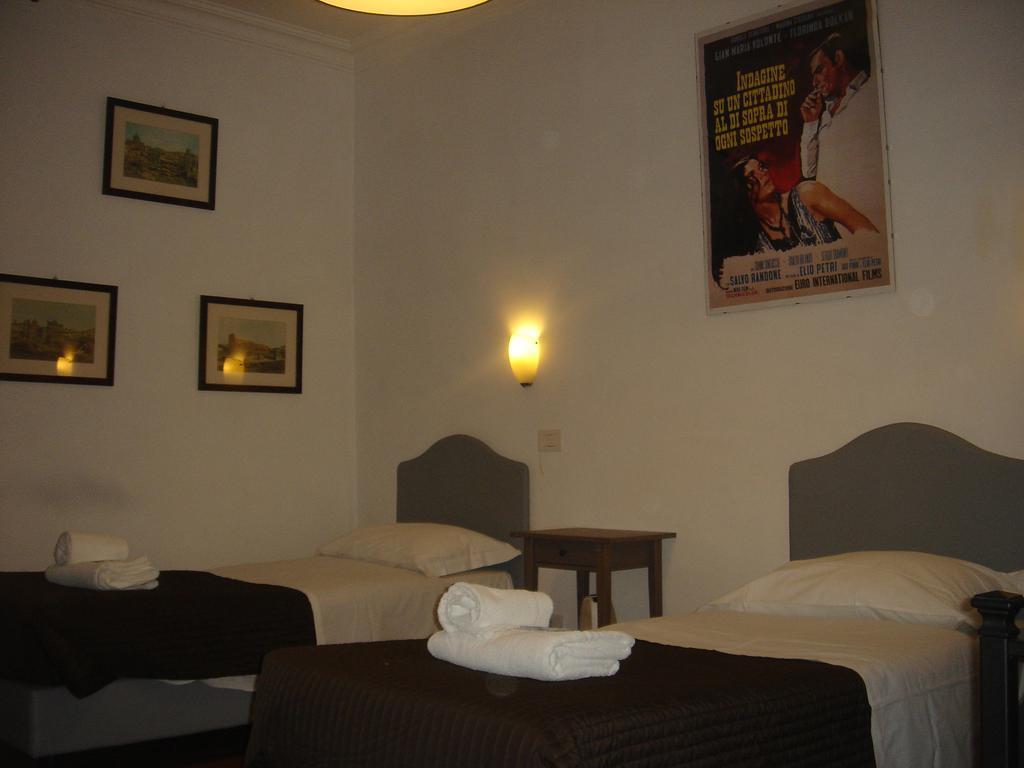 Flavia 84 * Rome